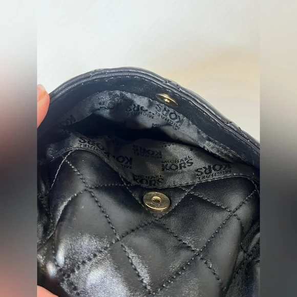 Michael Kors Vivianne Black Quilted Leather on chain Bag